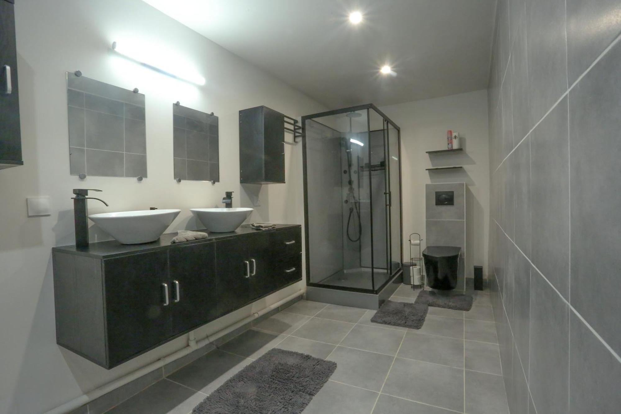 Elegant Appartement Bord De Seine 蒙特罗福约讷 外观 照片