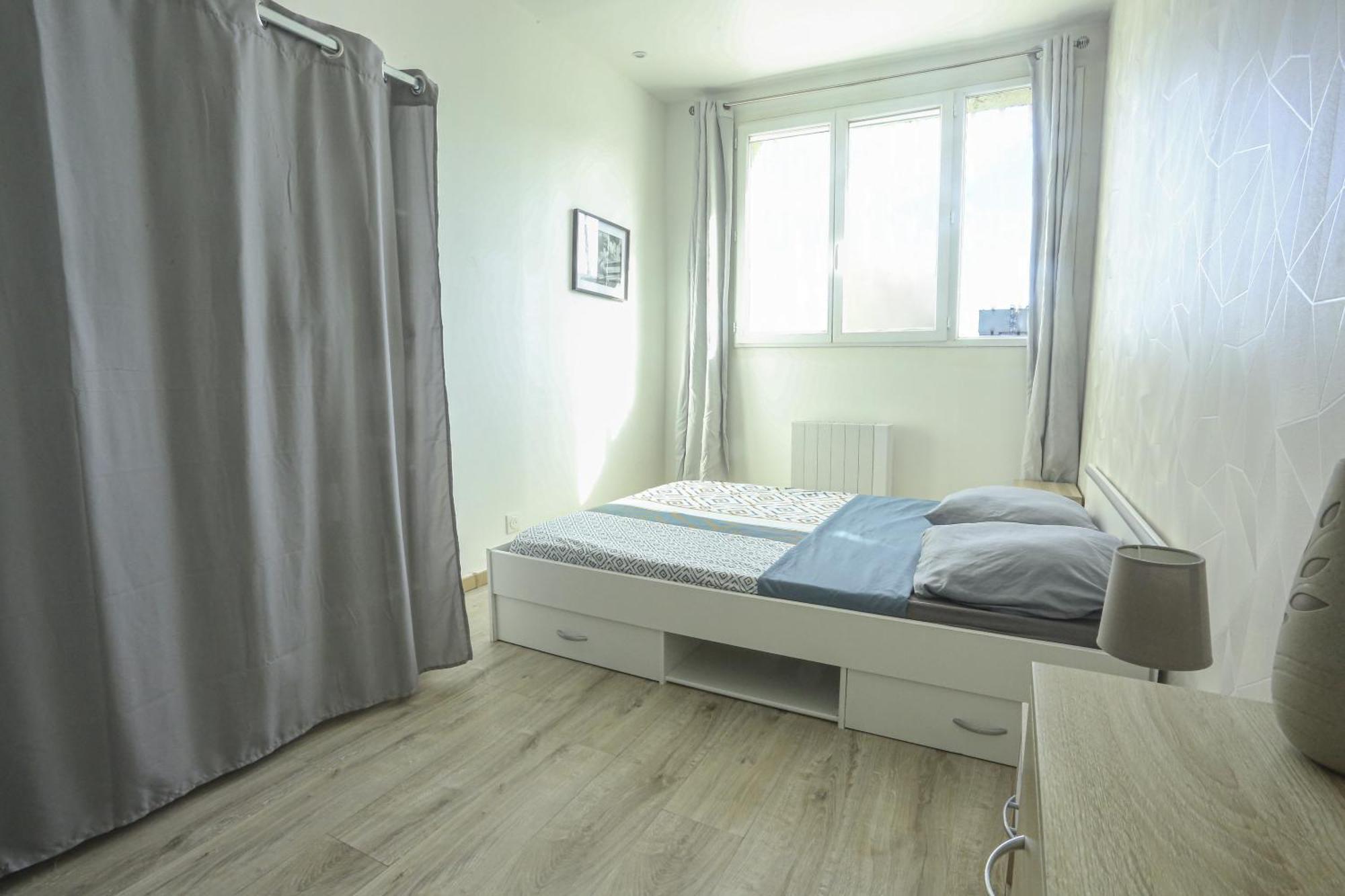 Elegant Appartement Bord De Seine 蒙特罗福约讷 外观 照片